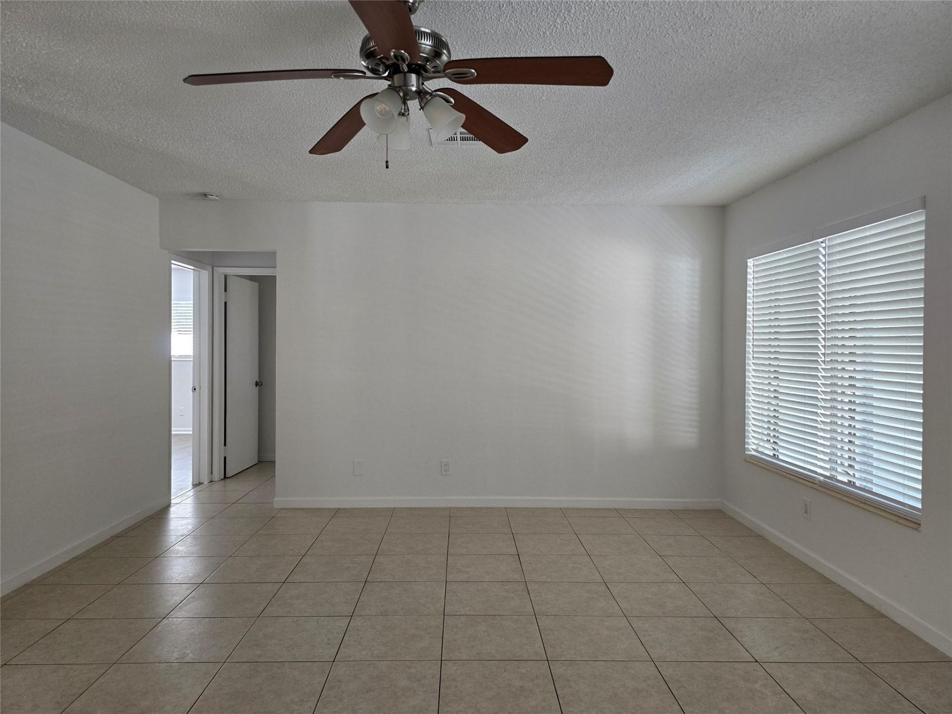 1524 NE 5th Avenue, Fort Lauderdale, FL 33304 Photo