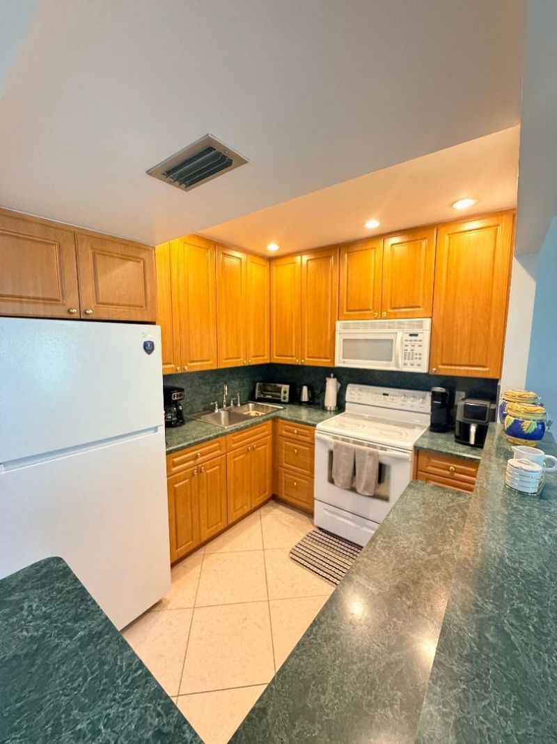 638 Snug Harbor Drive, Unit E4, Boynton Beach, FL 33435 Photo