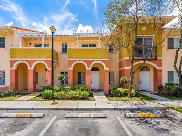 205 S Santa Catalina Circle, Unit 205, North Lauderdale, FL 33068