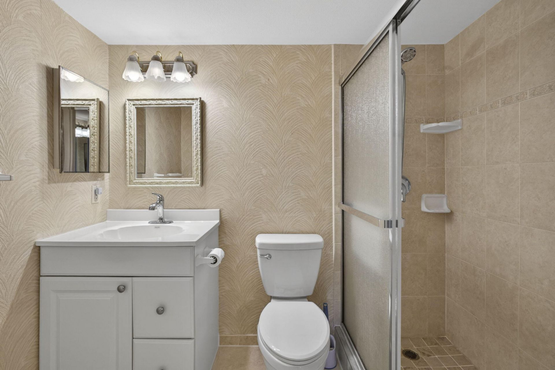 301 Pine Ridge Circle, Unit B-2, Greenacres, FL 33463 Photo