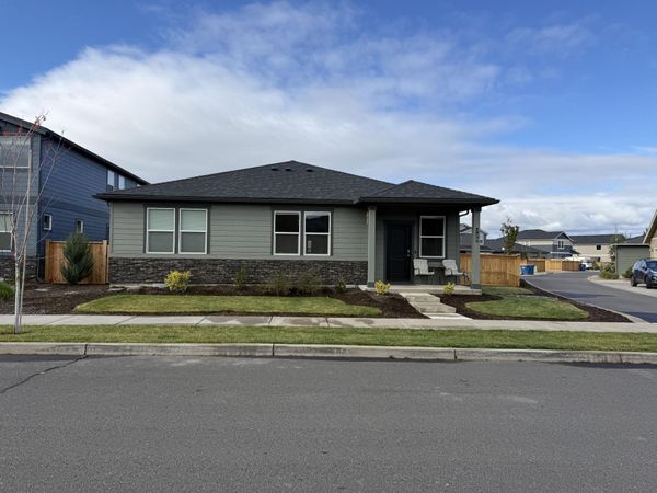799 NE Whistle Way, Prineville, OR 97754