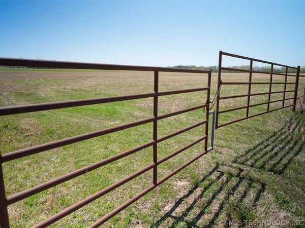 E 330 Road , Vinita, OK 74301