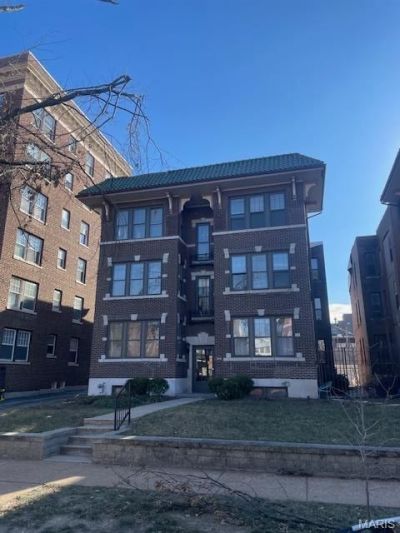 5518 Waterman Boulevard, Unit 2E, Saint Louis, MO 63112 Main Photo