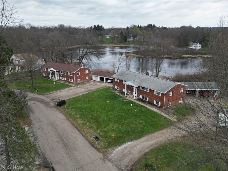 3555-3557 N Vista Street NW, Uniontown, OH 44685 Photo 1