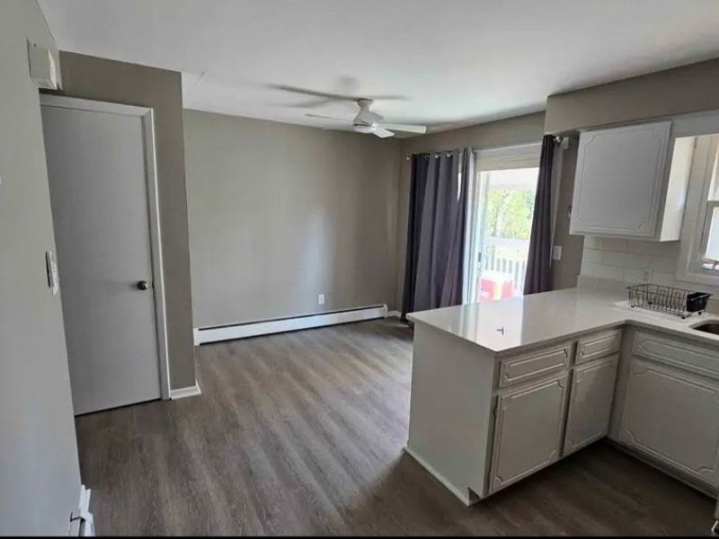 3555-3557 N Vista Street NW, Uniontown, OH 44685 Photo 4