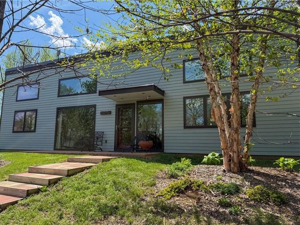 5095 Comanche Lane, McLouth, KS 66054