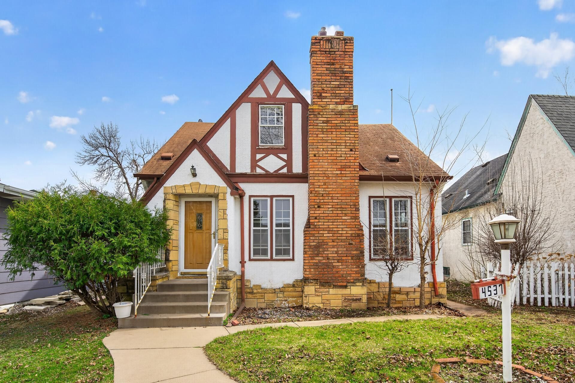 4537 Columbus Avenue, Minneapolis, MN 55407 Main Photo