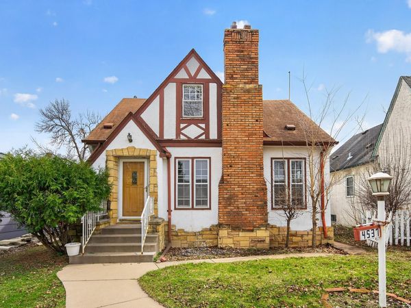 4537 Columbus Avenue, Minneapolis, MN 55407