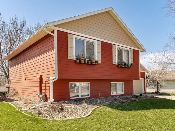 2424 60th Street NW, Rochester, MN 55901