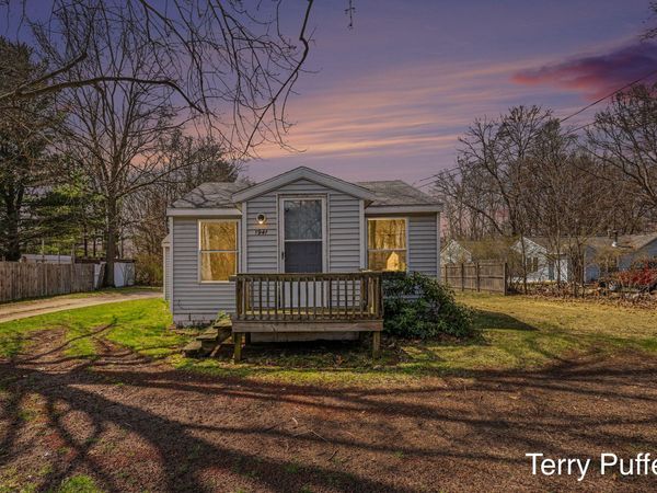 1941 Interwood Street, Muskegon, MI 49442