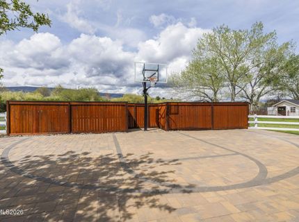 945 Monte Vista Drive, Reno, NV 89511 Photo