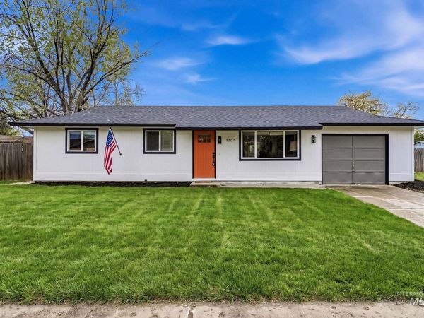 1207 W Chateau Ave, Meridian, ID 83646