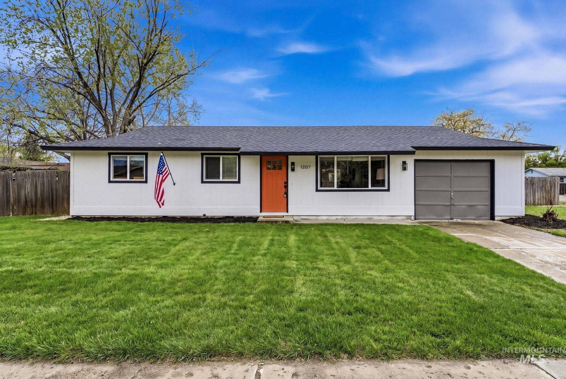 1207 W Chateau Ave, Meridian, ID 83646 Main Photo