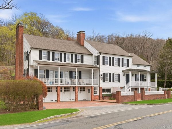 80 Shore Road , Cold Spring Harbor, NY 11724