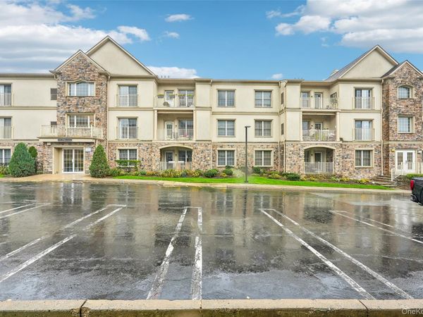 24 N De Baun Avenue, Unit 303, Suffern, NY 10901