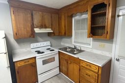 1836 Camp Road photo 4