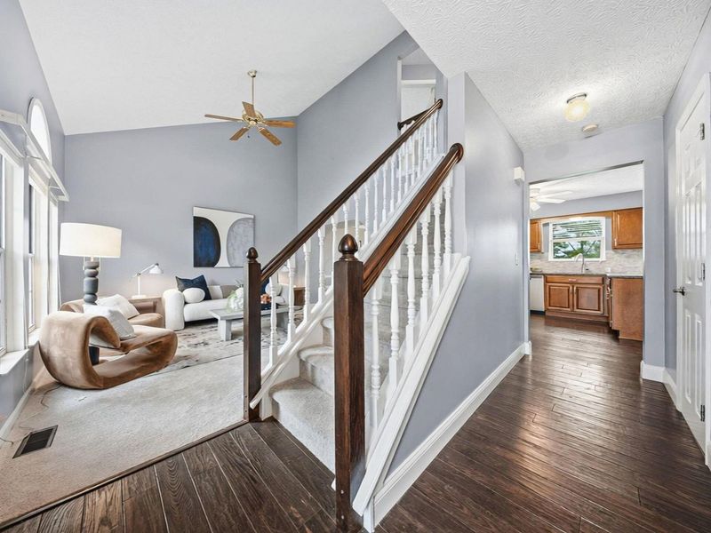 1317 Greencroft Road , Gahanna, OH 43230 Photo 17