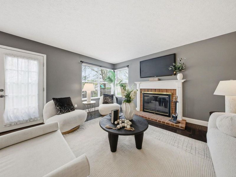 1317 Greencroft Road , Gahanna, OH 43230 Photo 3