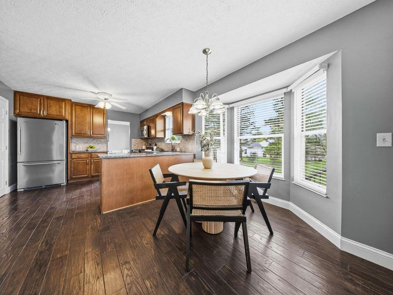 1317 Greencroft Road , Gahanna, OH 43230 Photo 5