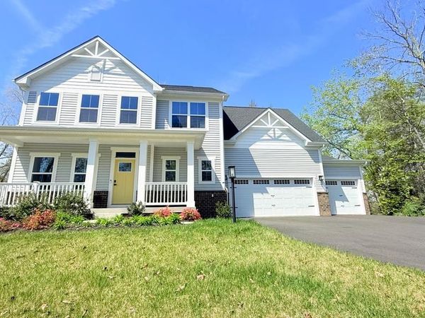 103 LAKE BLUFF COURT, FREDERICKSBURG, VA 22406