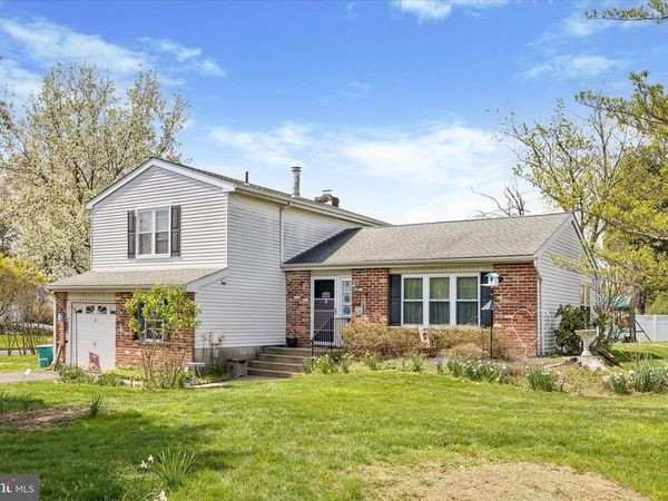 3 WILLOW COURT, NEWTOWN, PA 18940