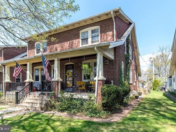 413 PERKIOMEN AVENUE , LANSDALE, PA 19446