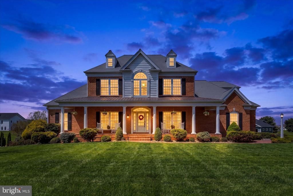 6964 ST ANNES DRIVE, FAYETTEVILLE, PA 17222