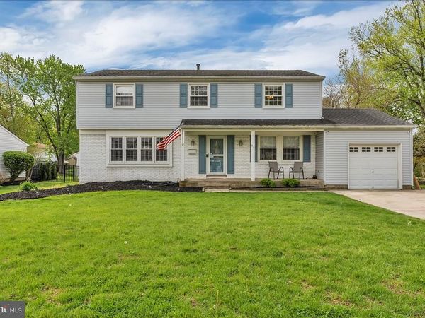 42 CORNELL DRIVE, DELRAN, NJ 08075