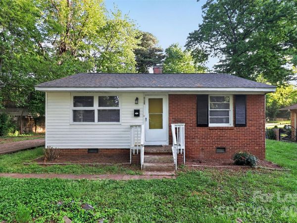 2135 Purser Drive , Charlotte, NC 28215