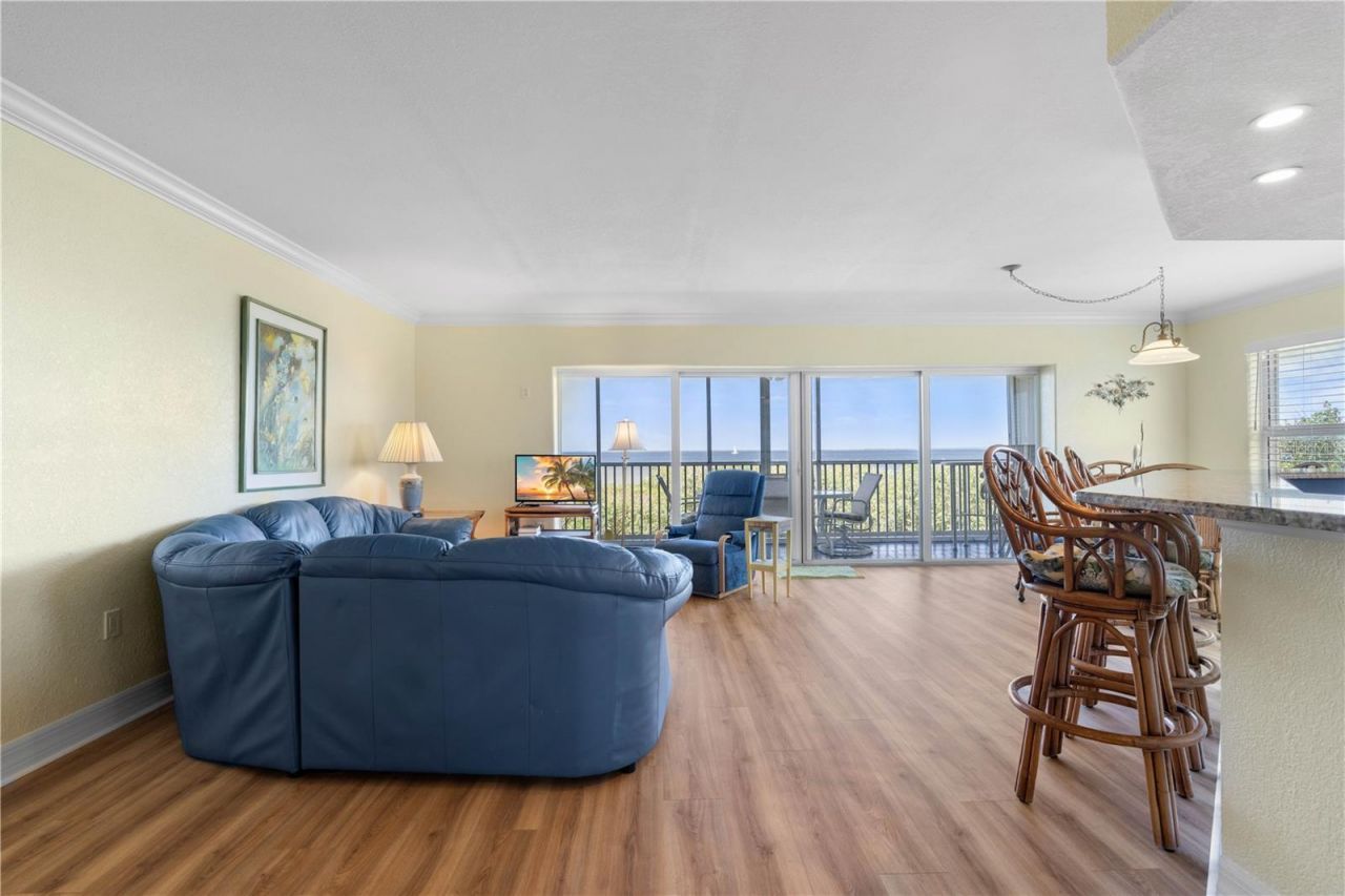 101 N Marion Court , Unit 215, Punta Gorda, FL 33950 Photo