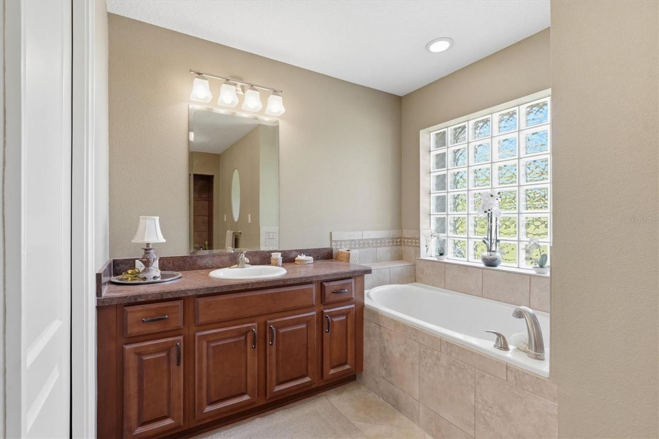 12764 County Road 223, Oxford, FL 34484 Photo