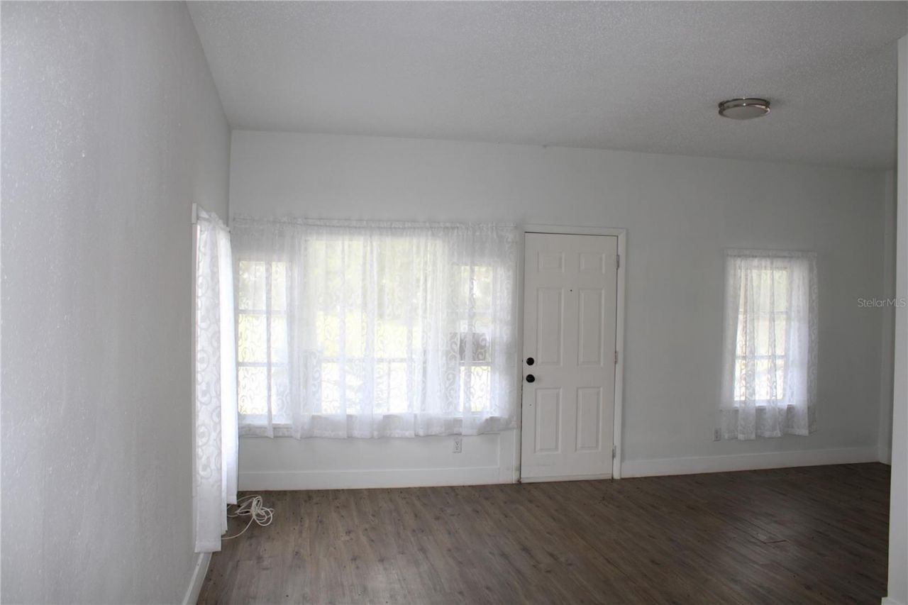 1106 E Dr Martin Luther King Jr Boulevard, Plant City, FL 33563 Photo