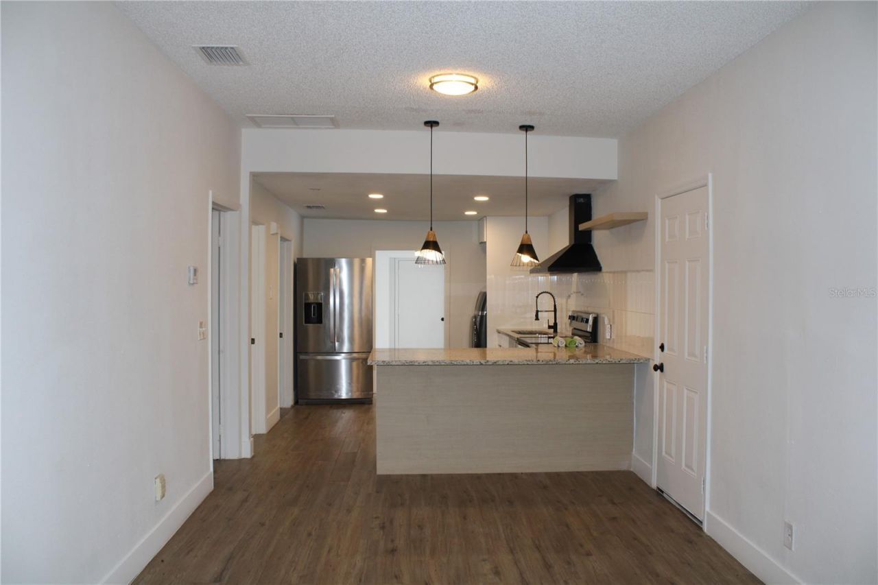 1106 E Dr Martin Luther King Jr Boulevard, Plant City, FL 33563 Photo