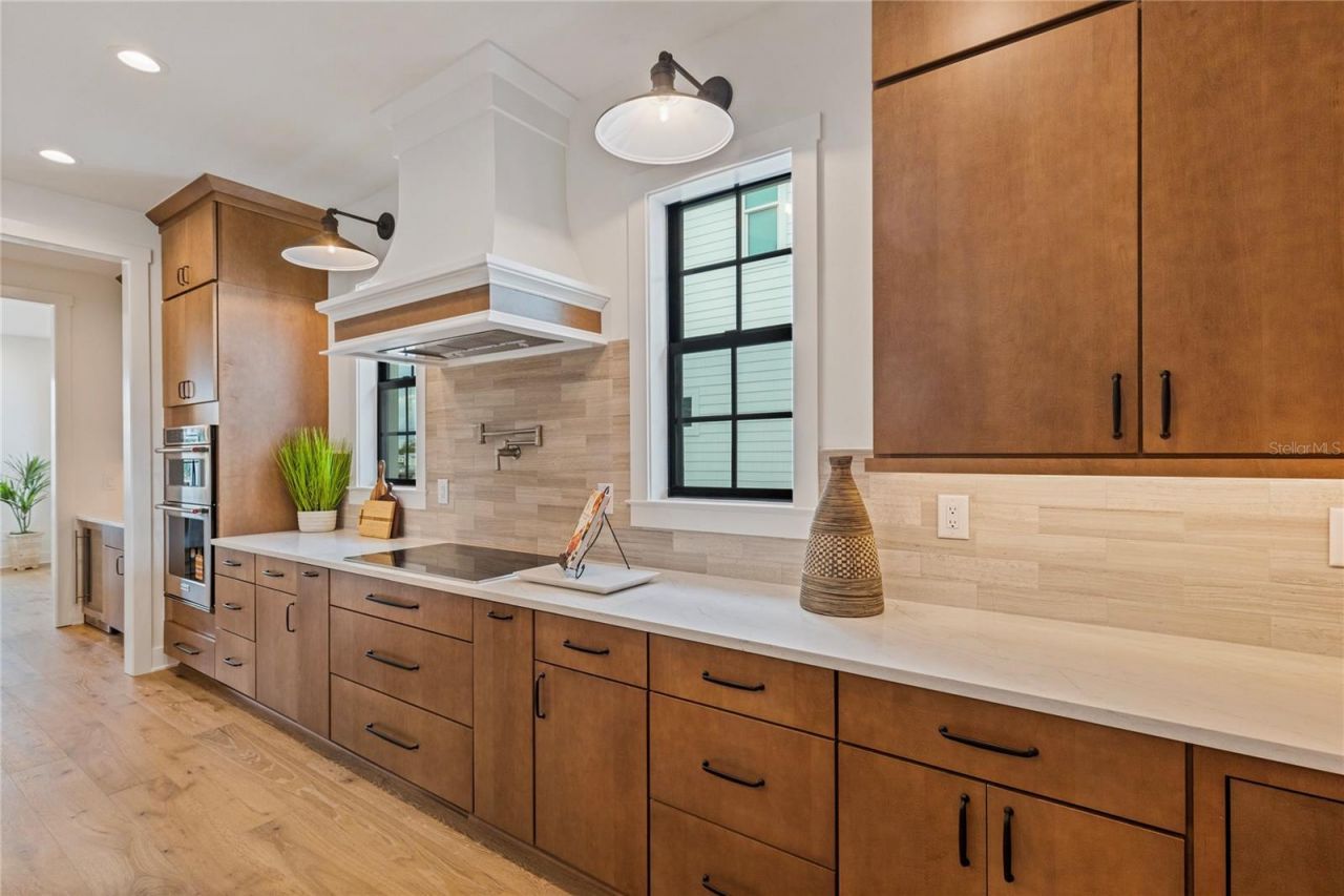 220 Ninetieth Avenue Ne, Saint Petersburg, FL 33702 Photo