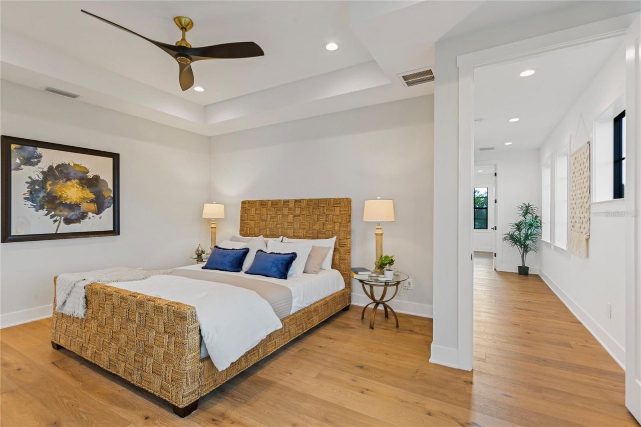 220 Ninetieth Avenue Ne, Saint Petersburg, FL 33702 Photo