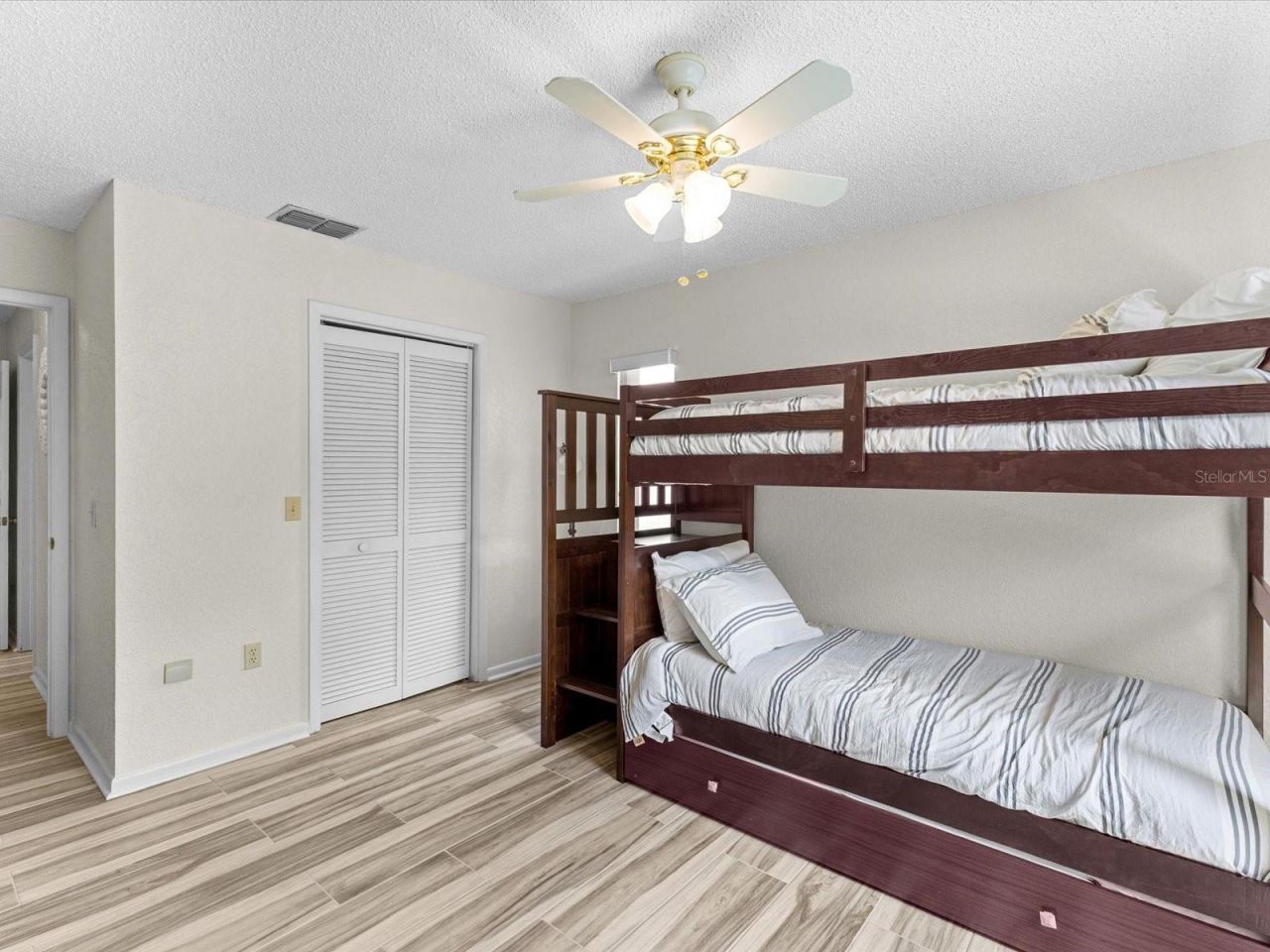 8052 Spring Hill Drive, Spring Hill, FL 34606 Photo