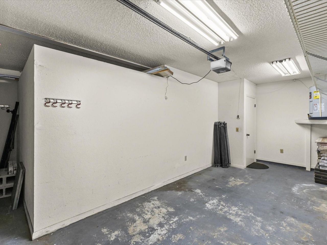 8052 Spring Hill Drive, Spring Hill, FL 34606 Photo