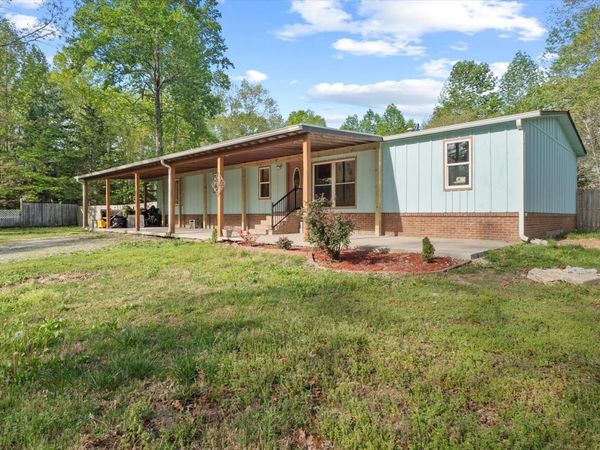 2354 Wayne Rd , Bon Aqua, TN 37025