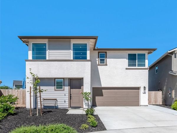 3049 N Dudley, Visalia, CA 93291