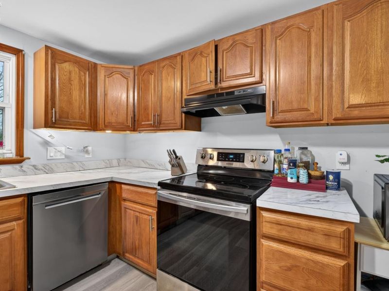 136 N Park Street, Oberlin, OH 44074 Photo 5