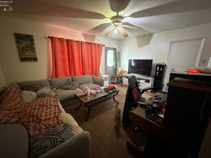 439 Erie Court, Port Clinton, OH 43452 Photo 10