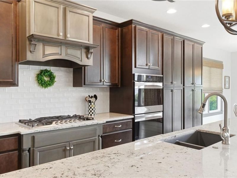 1797 Grand Cypress Boulevard, Clearcreek Township, OH 45068 Photo 13