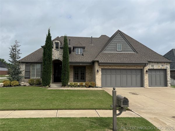2703 E 136th Street S, Jenks, OK 74008
