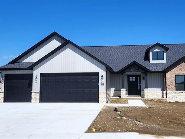 304 George Bush Boulevard , Troy, IL 62294