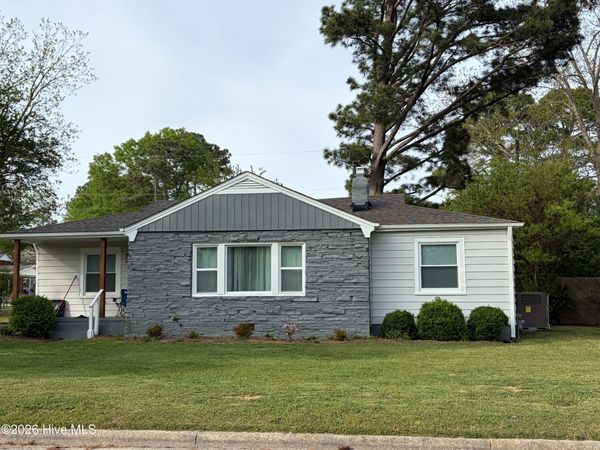 2803 Jefferson Drive, Greenville, NC 27858