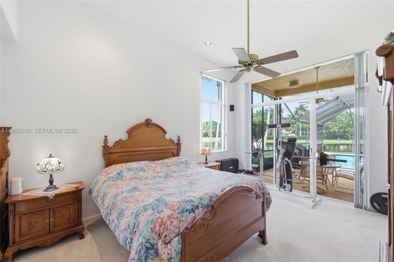 3038 Lakewood Dr, Weston, FL 33332 Photo