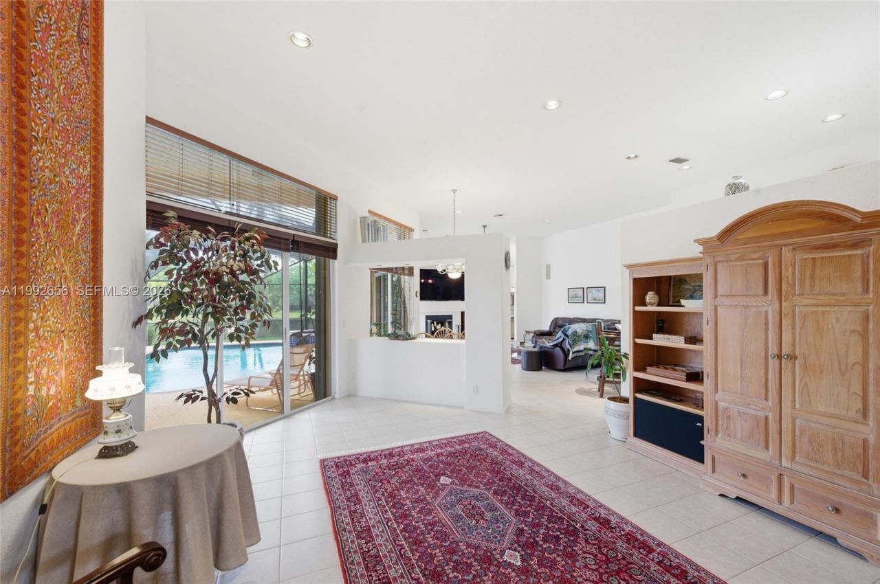 3038 Lakewood Dr, Weston, FL 33332 Photo