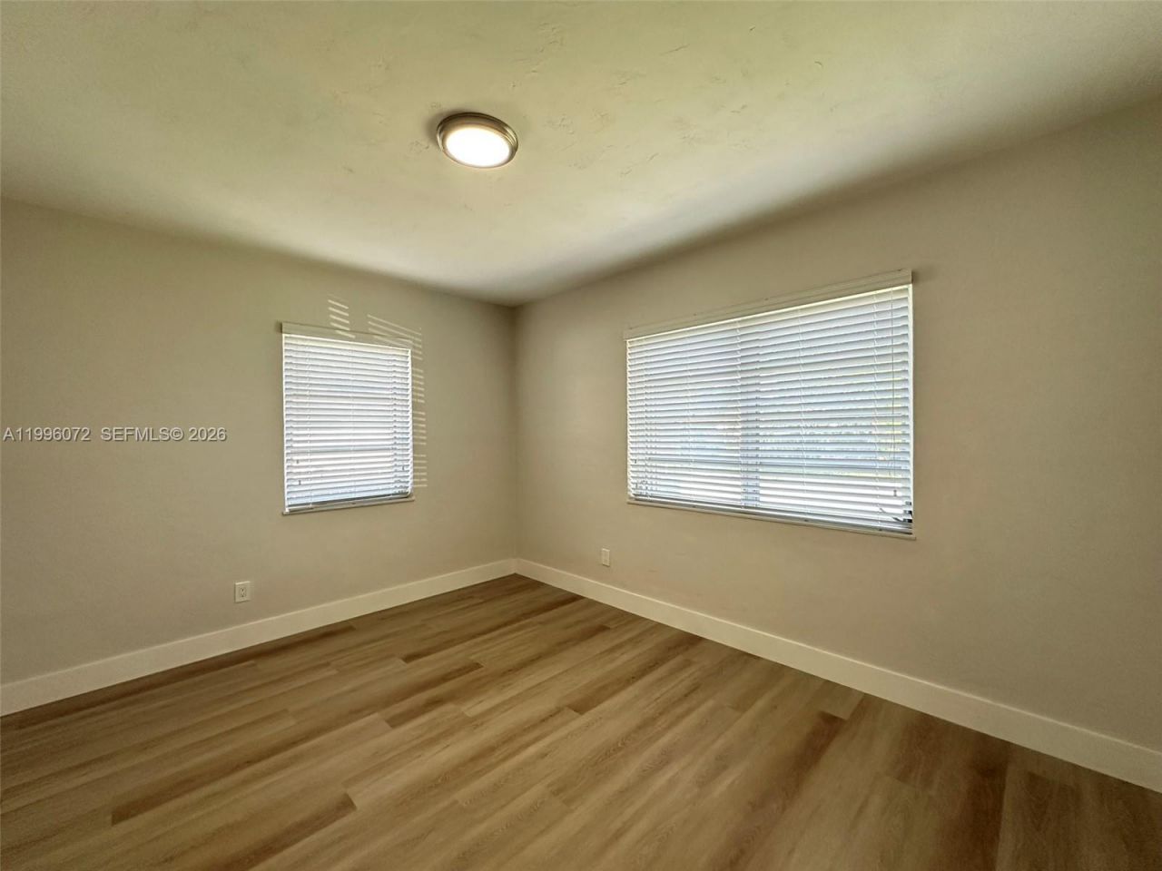 275 NE 115th St, Miami, FL 33161 Photo