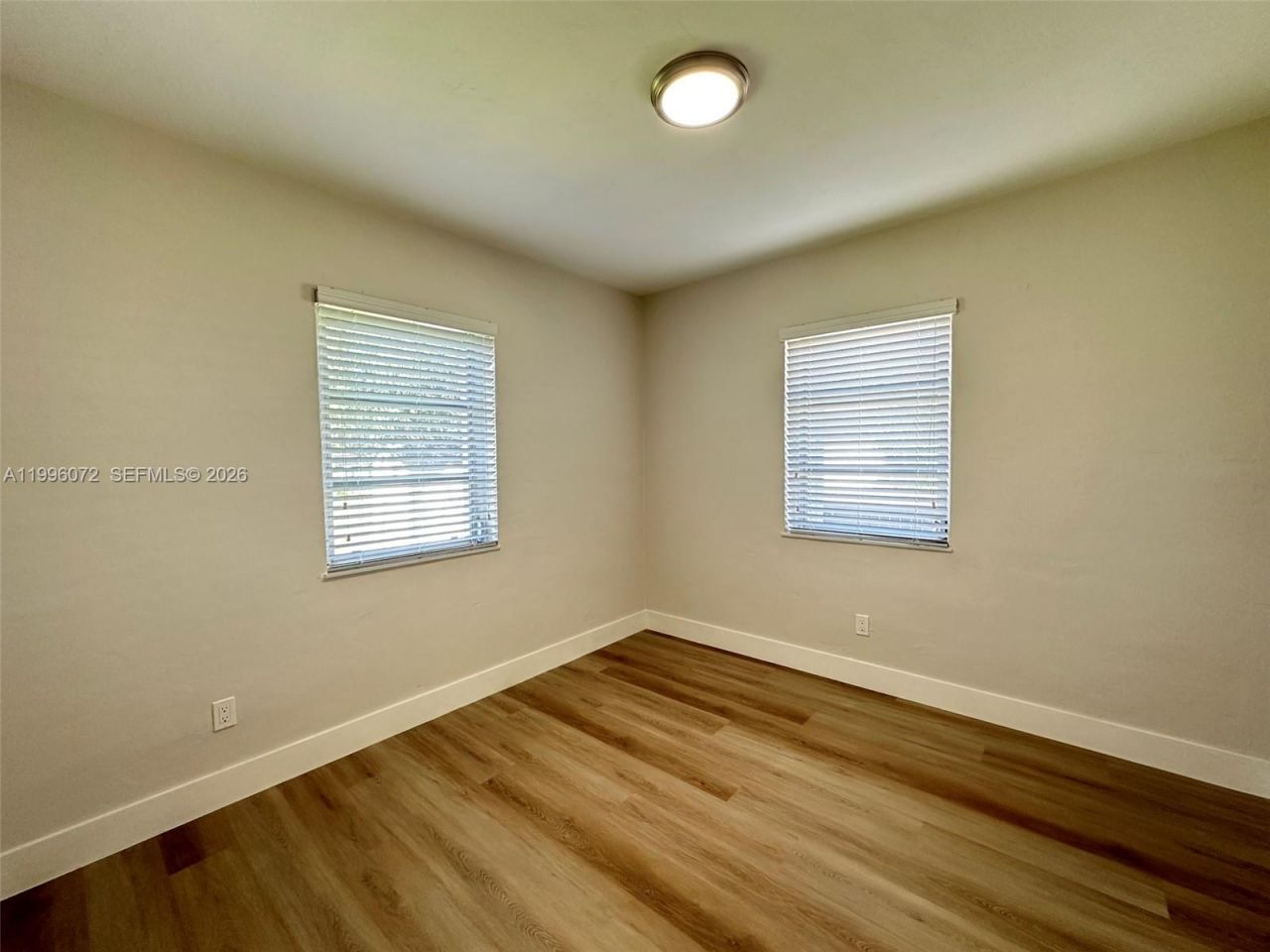 275 NE 115th St, Miami, FL 33161 Photo