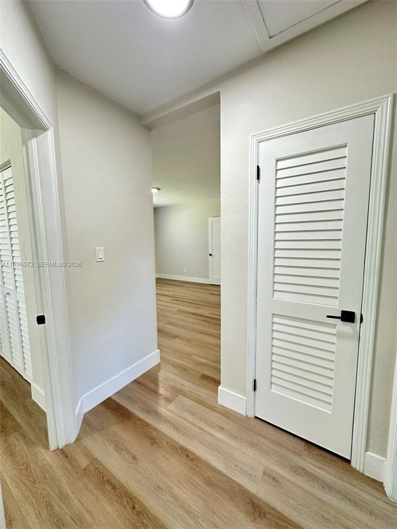 275 NE 115th St, Miami, FL 33161 Photo